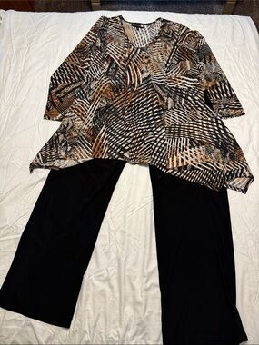 Antthony Black and Brown Patterned outfit business casual.